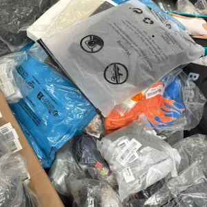 Apparel - clothes - 1pallet, 558pcs