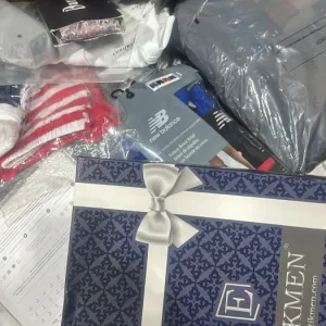 Apparel - Maya Deluxe, Levi`s, Triumph - 1pallet, 490pcs