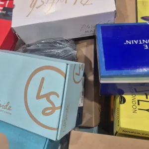 Shoes - Fly London, Anne Klein, TOMS - 1pallet, 221pcs