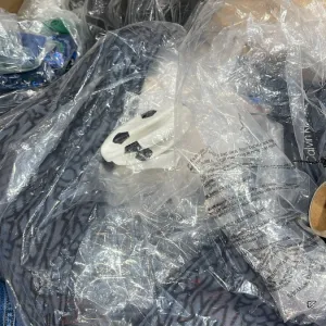 Apparel - clothes - 1pallet, 728pcs